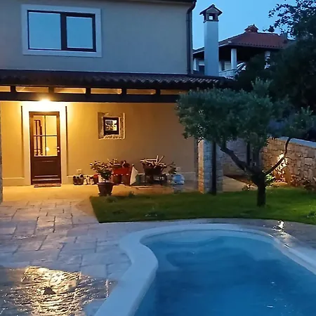 Sunset Villa *